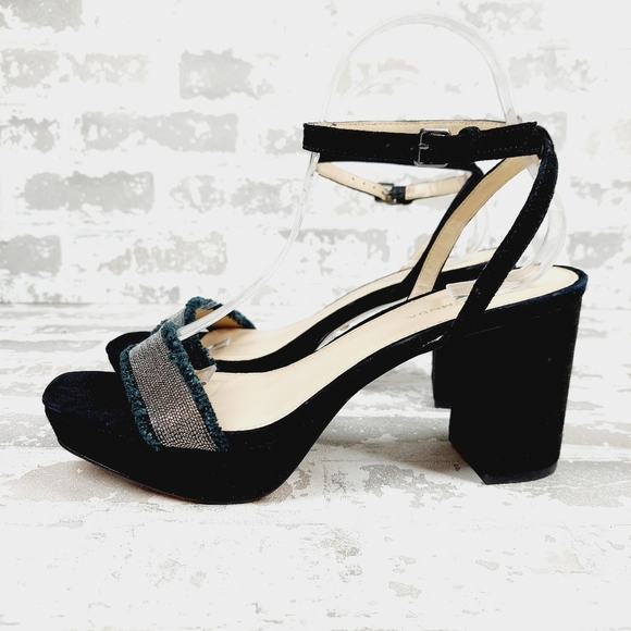 New PELLE MODA Ames Black Leather Ankle Strap Platform Sandal V804 - Picture 1 of 14